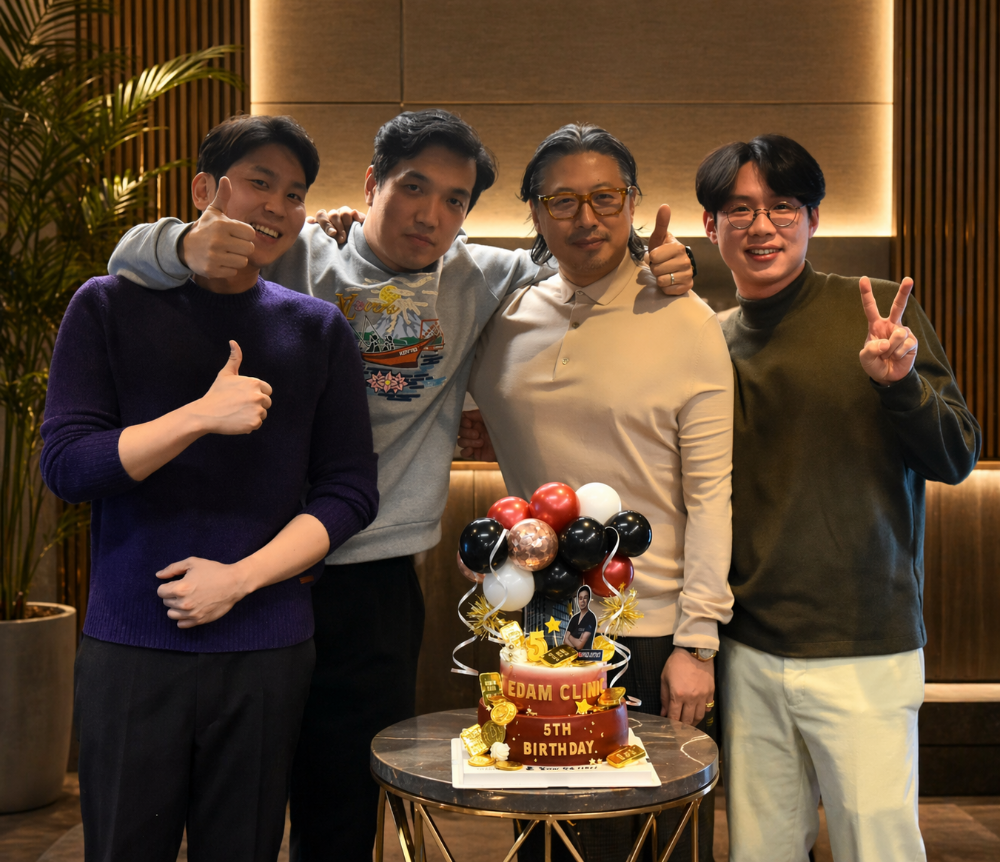 5주년 개원 기념 이담외과 케이크.png